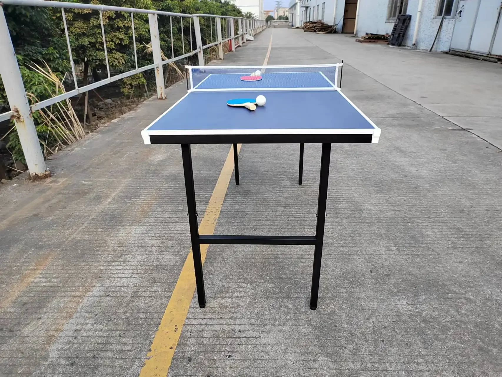 2026年アパート用テニス台子供用プレイテーブル - Table Tennis Is Played With A のレビューと価格